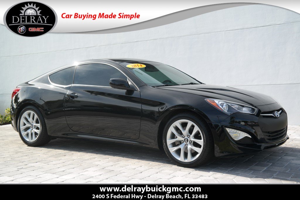 Pre Owned 2014 Hyundai Genesis Coupe 2 0t Premium With Navigation